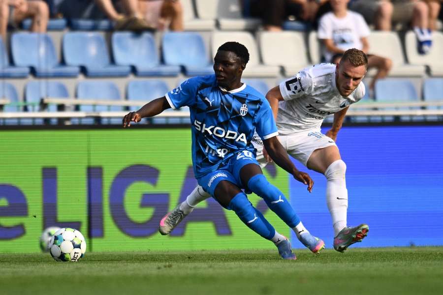 V prvním vzájemném zápase sezony remizoval Liberec s Boleslaví 3:3.
