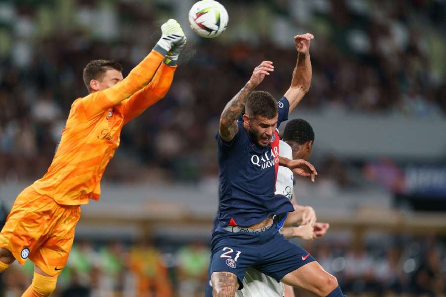 Hernandez in action for PSG against Inter