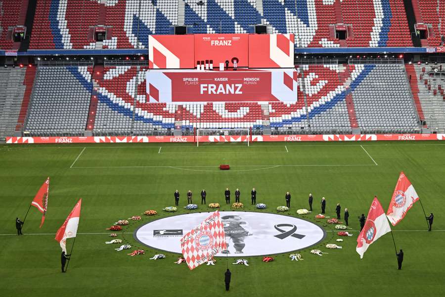 Homenagem ao Kaiser no estádio do Bayern