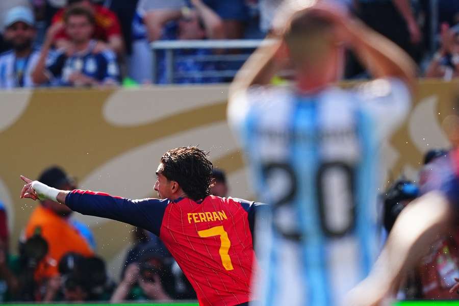Ferrán Torres selou o destino da Copa do Mundo nos Estados Unidos Ferrán Torres selou o destino da Copa do Mundo nos Estados Unidos