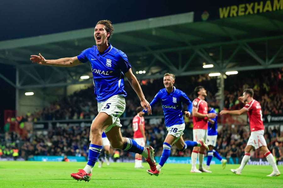 Birmingham beat Wrexham in 'Hollywood derby'