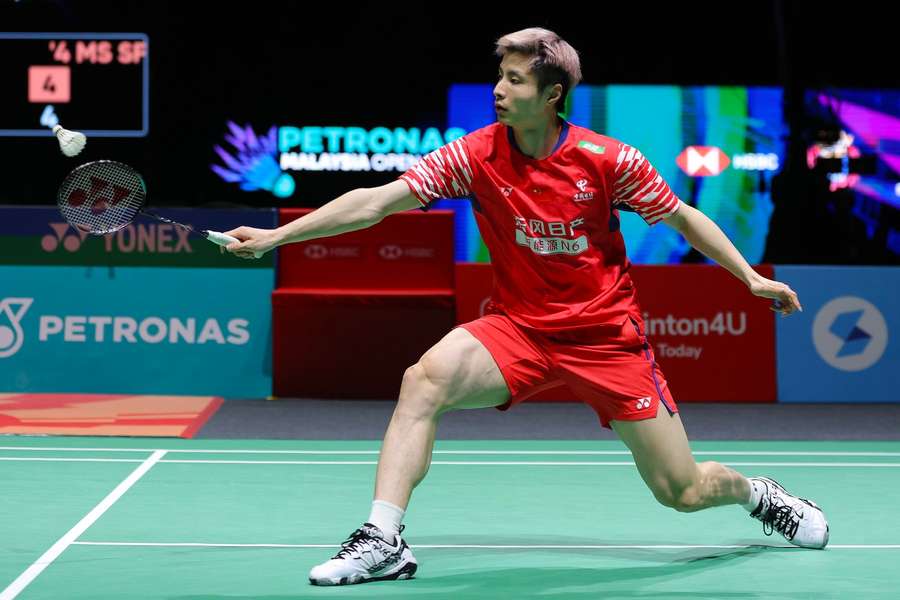World No. 1, Chinese superstar Shi Yu Qi, is the top seed in the men's draw