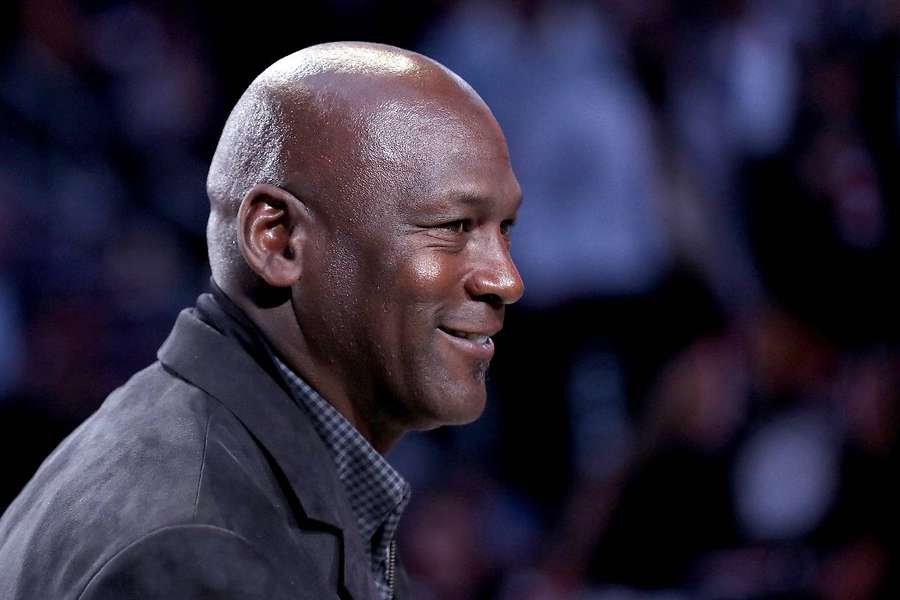 Michael Jordan pode negociar suas ações no Charlotte Hornets