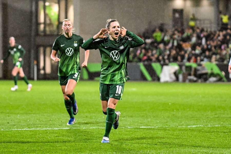 Svenja Huths Tor aus der 35. Minute reichte den Wölfinnen zum Einzug ins Halbfinale