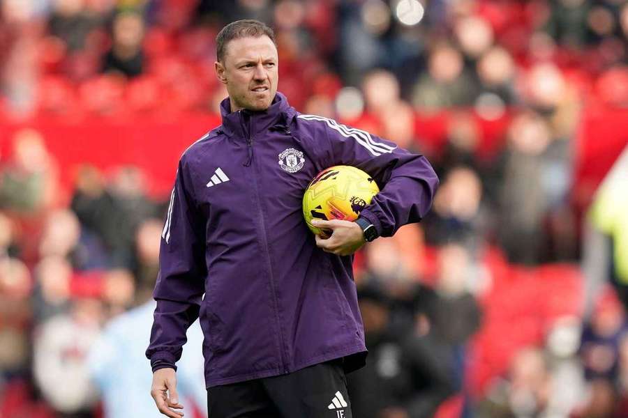 Evans reflects on being part of Carrick's Man Utd coaching team