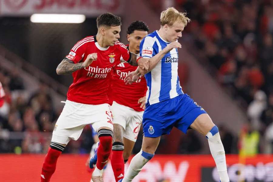 Victor Froholdt é o jogador mais valioso do Clássico, avaliado em 48,9 milhões de euros pelo Flashscore Victor Froholdt é o jogador mais valioso do Clássico, avaliado em 48,9 milhões de euros pelo Flashscore