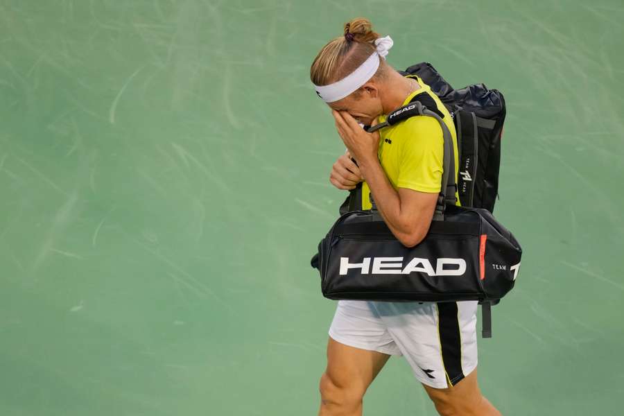 Alejandro Davidovich Fokina left the court in tears after withdrawing through injury