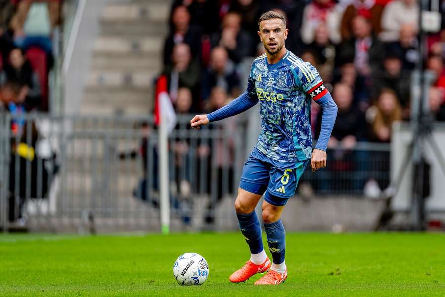 Brentford and ex-Liverpool captain Henderson finalising terms