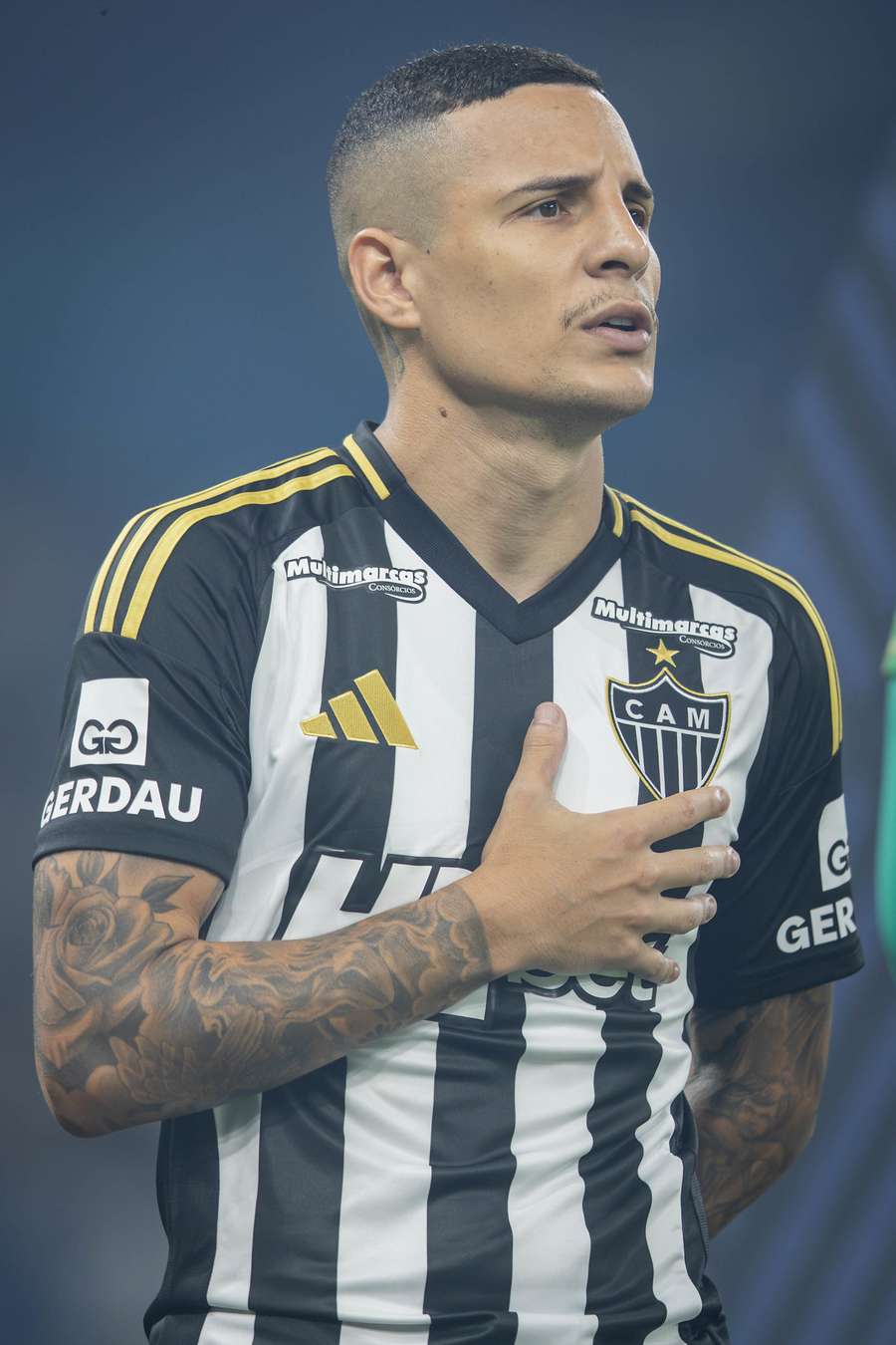 Guilherme Arana sofreu nova lesão na coxa Guilherme Arana sofreu nova lesão na coxa