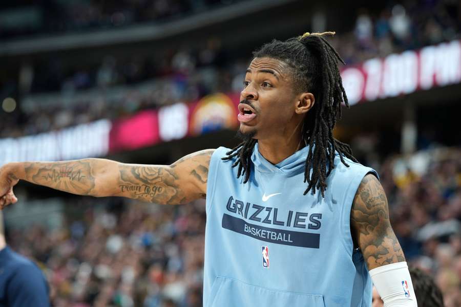 Grizzlies-Star Ja Morant wurde erneut suspendiert, weil er wieder mit einer Waffe auftrat