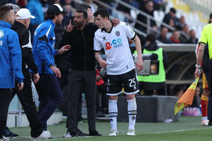 Ashley Cole e Dimitri Bisoli