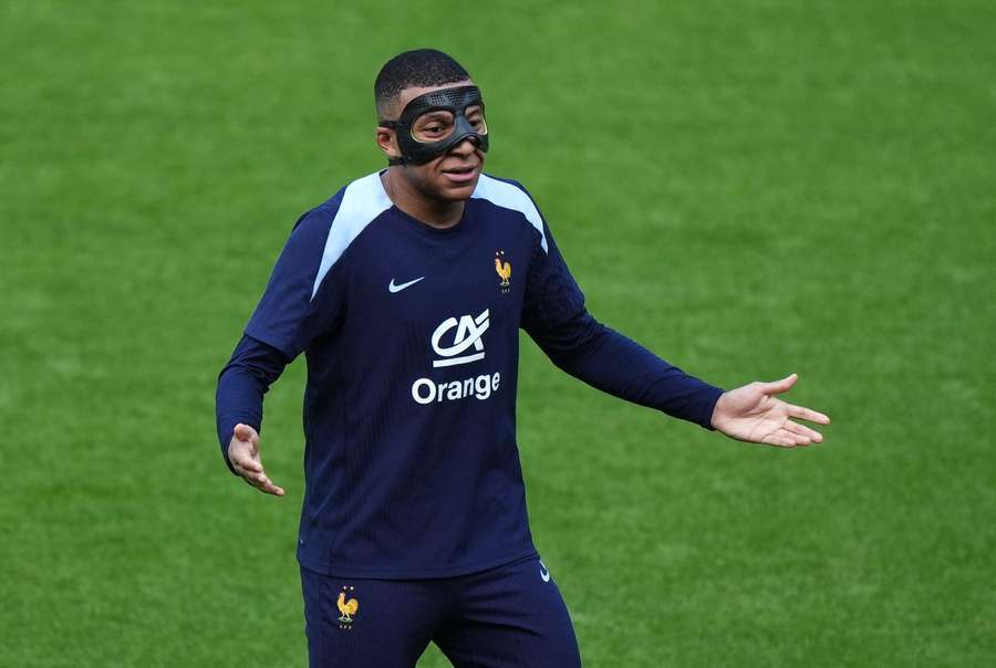 Mbappe: Nie jestem jeszcze na grupie Realu Madryt na WhatsAppie