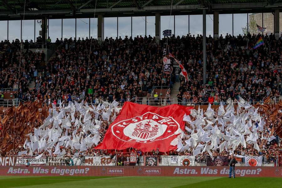 Die Genossenschaft ist für den FC St. Pauli laut Präsident Oke Göttlich das "perfekte Modell"