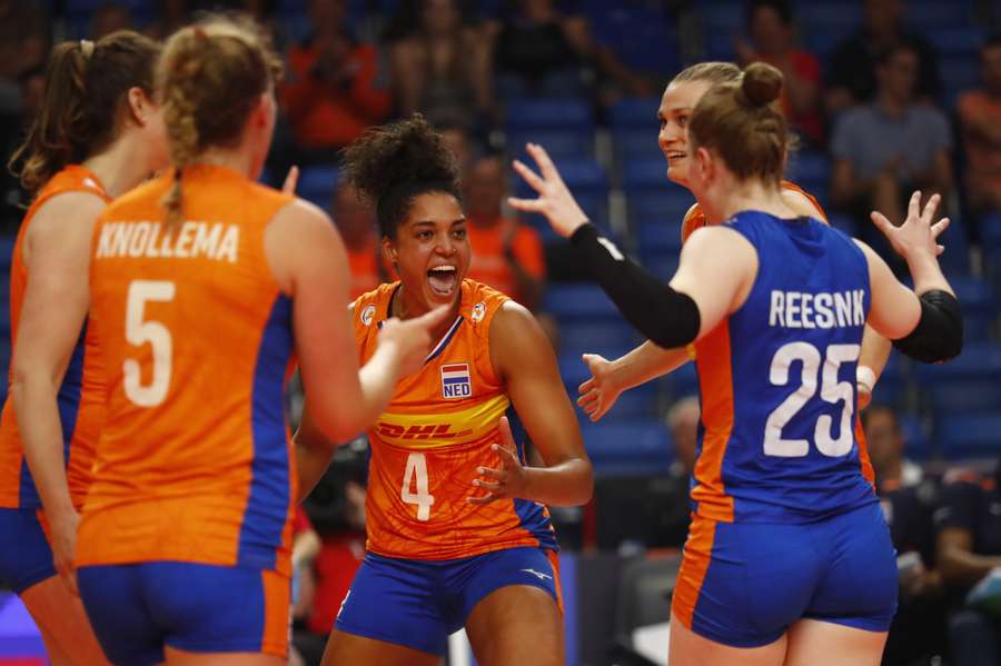 Celeste Plak won met Oranje van Spanje met 3-0 in sets