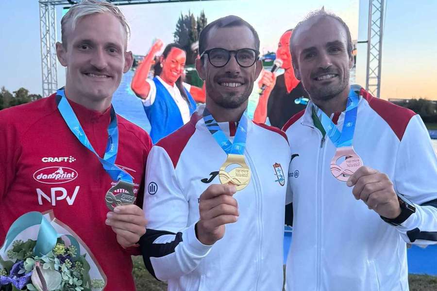 Fernando Pimenta é campeão mundial