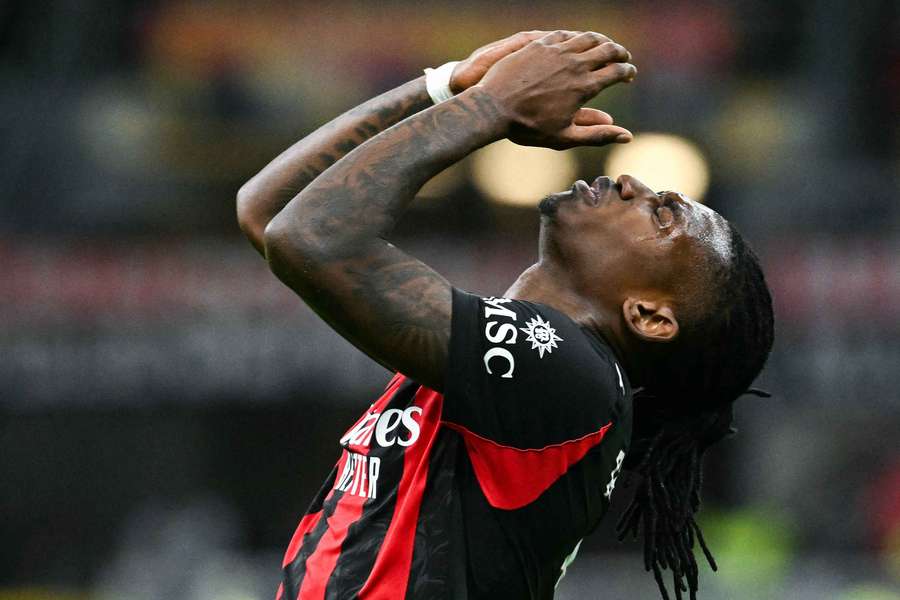 O Milan não conseguiu superar o Pisa em casa