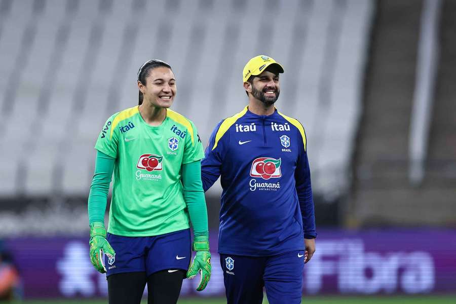 O time de Arthur Elias (dir.) se prepara para a Copa América