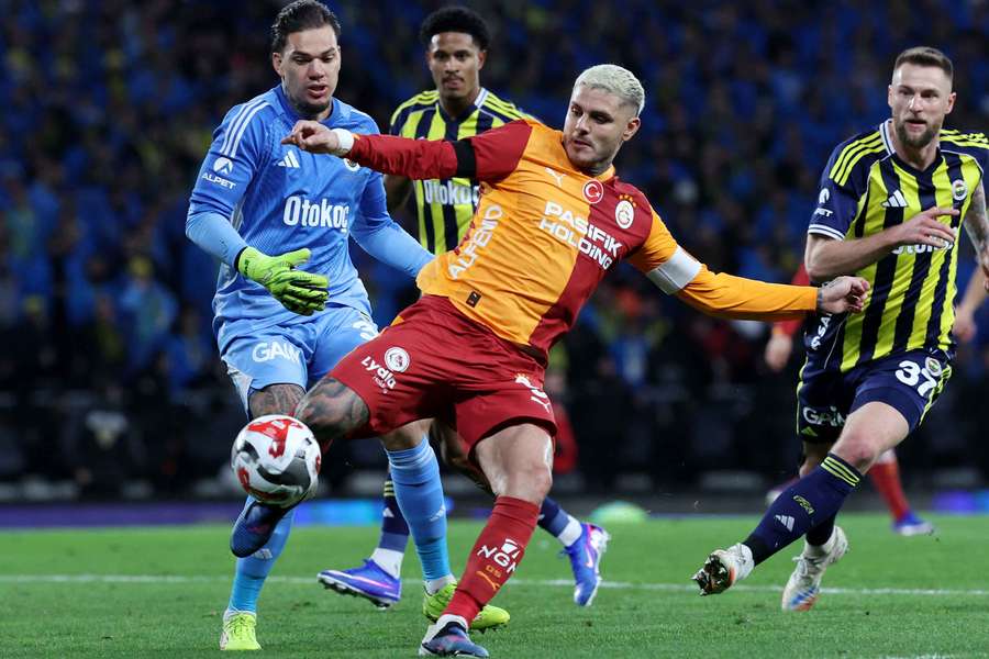 Juventus move for Galatasaray striker Icardi breaks down
