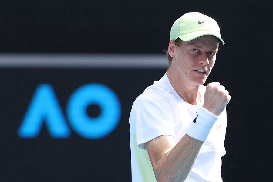 Sinner defende o título no Grand Slam australiano Sinner defende o título no Grand Slam australiano