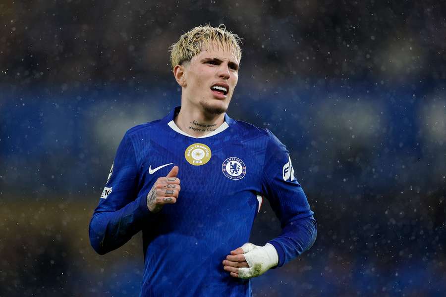 Neville says Garnacho has hit a new low at Chelsea: An awkward, very horrible experience