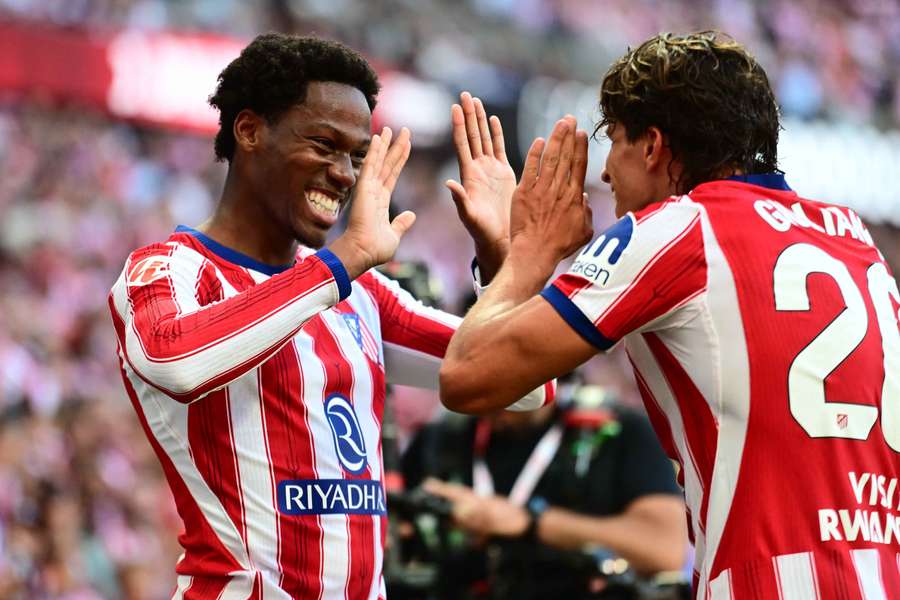 David festeggia con Simeone David festeggia con Simeone