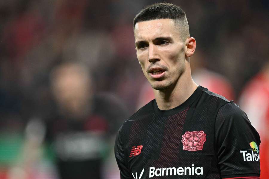 Grimaldo, en un partido con el Bayer Leverkusen