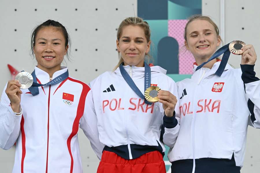 Aleksandra Mirosław i Aleksandra Kałucka na olimpijskim podium