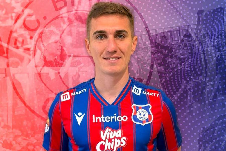 Bogdan Vătăjelu a semnat cu FC Bihor Bogdan Vătăjelu a semnat cu FC Bihor
