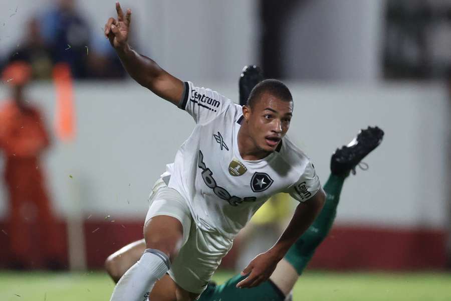 Kayke garantiu a vitória do Botafogo sobre o Nova Iguaçu no fim