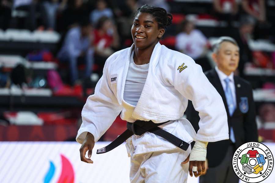 Taís Pina foi a única a vencer um combate