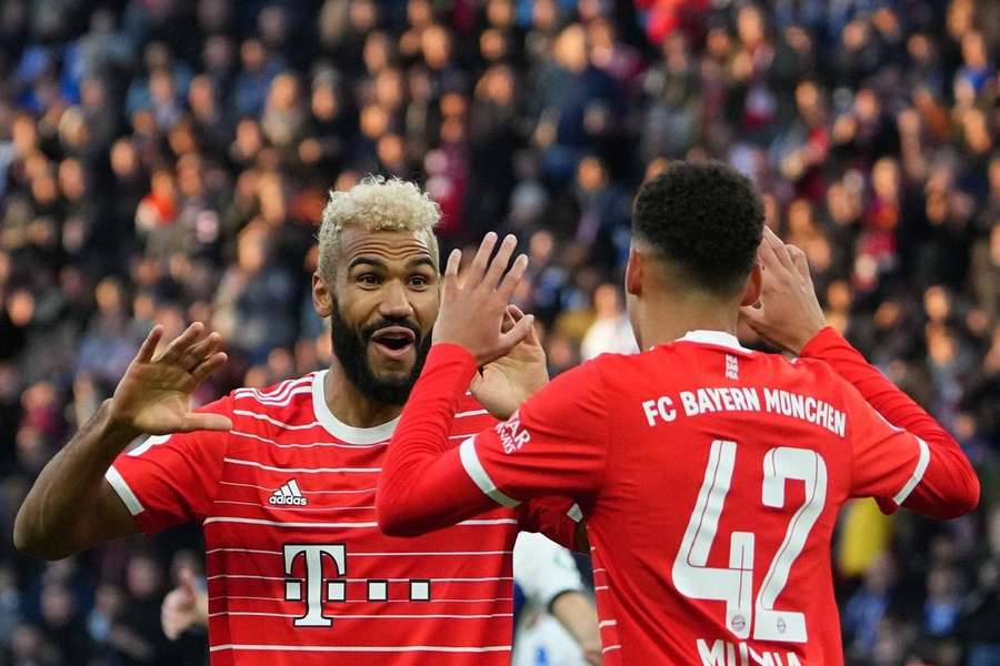 Bundesliga: Bayern vence Hertha e assume liderança provisória