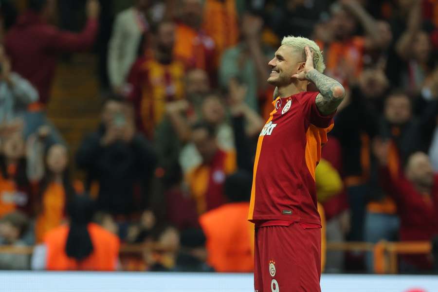 Icardi celebra gol do Galatasaray