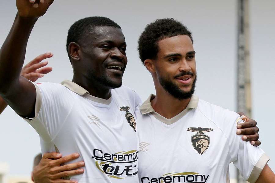 Yanis da Rocha festeja pelo Portimonense Yanis da Rocha festeja pelo Portimonense