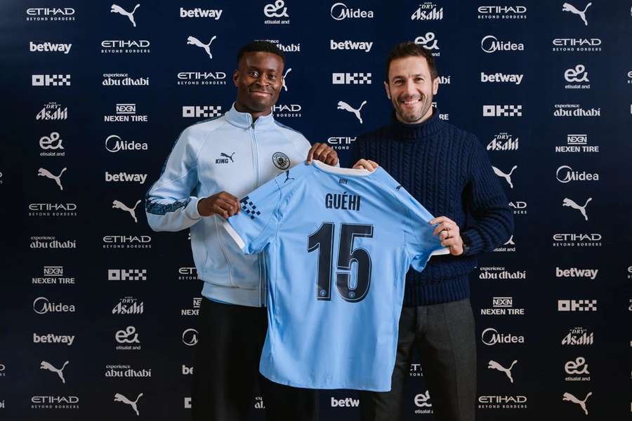 Marc Guehi conduziu o Crystal Palace à conquista da Taça de Inglaterra na última época