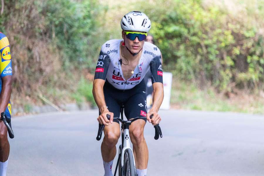 Juan Ayuso sur la Vuelta.