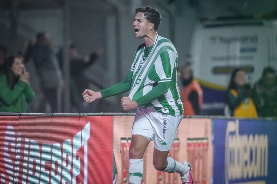 Juventude fez os dois gols no 2° tempo Juventude fez os dois gols no 2° tempo