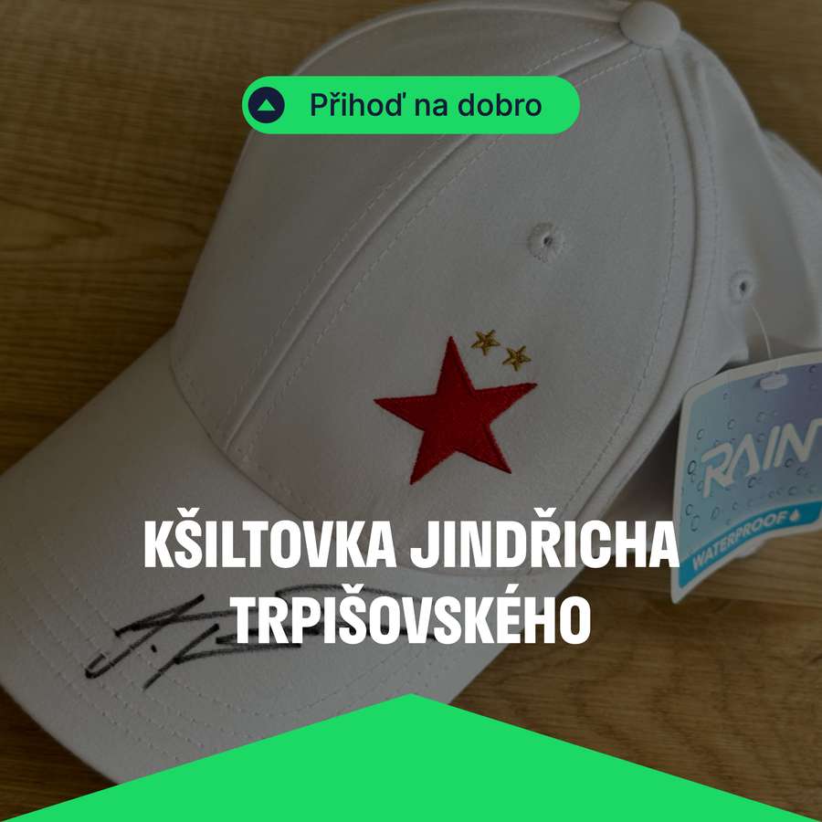 Kšiltovka Jindřicha Trpišovského s jeho vlastnoručním podpisem.