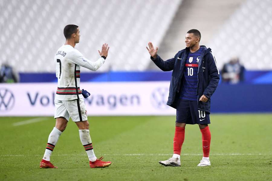 Cristiano Ronaldo i Kylian Mbappe w 2020 roku