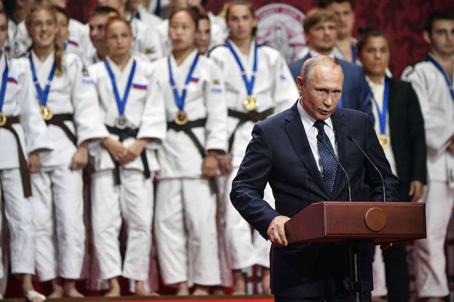 Nel 2022, la IJF ha tolto a Vladimir Putin la carica di presidente onorario