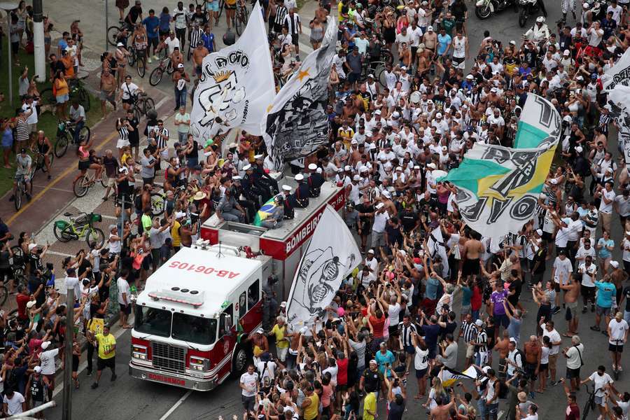 Huge crowds bid Brazilian football star Pele farewell in Santos