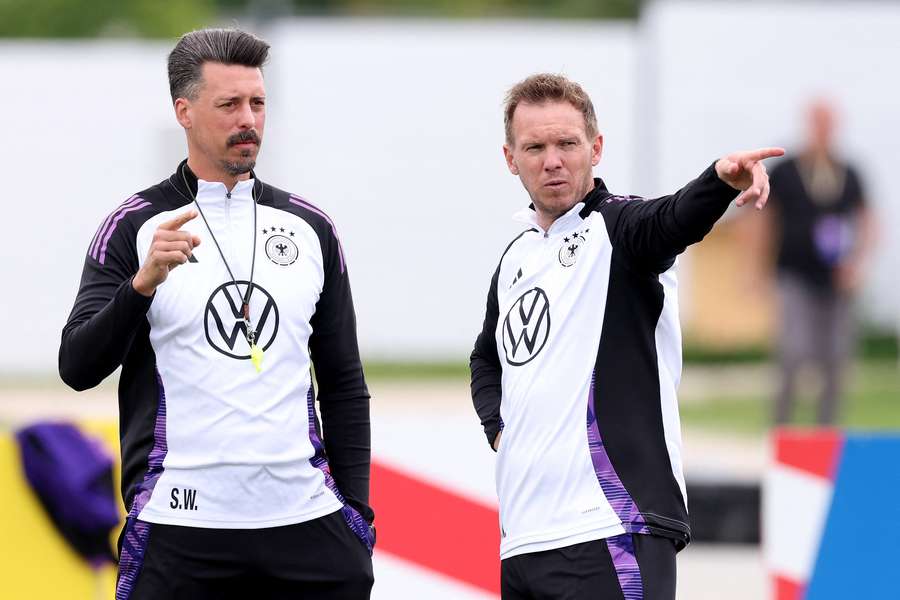 Sandro Wagner (l.) und Julian Nagelsmann (r.) bei der gemeinsamen Arbeit.