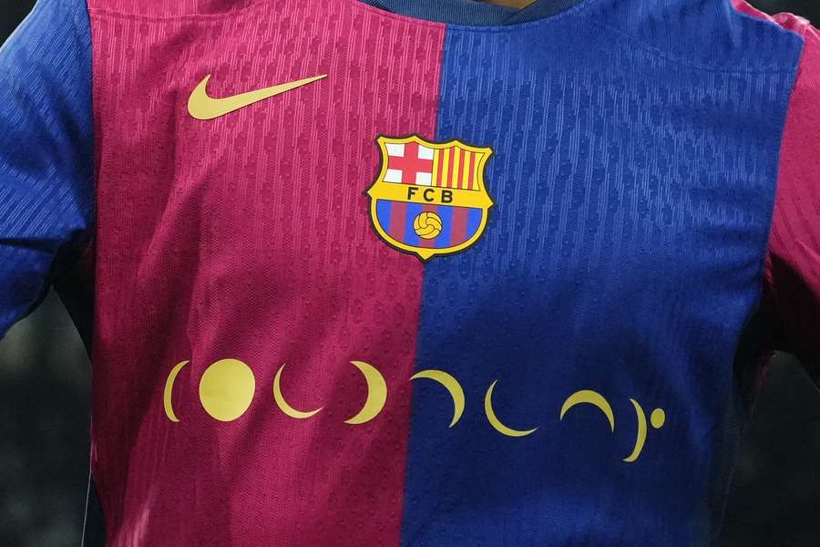 Een beeld dat we nog lang zullen zien: het Nike-logo op de borst bij FC Barcelona