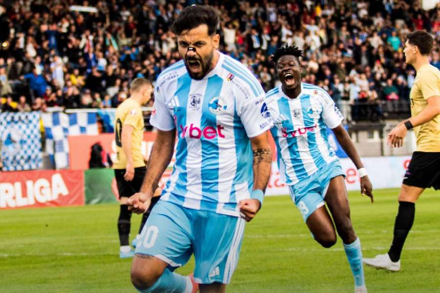 Superliga etapa #11 | Corvinul Hunedoara a învins-o la Petroșani pe FC Voluntari cu 3-2 Superliga etapa #11 | Corvinul Hunedoara a învins-o la Petroșani pe FC Voluntari cu 3-2