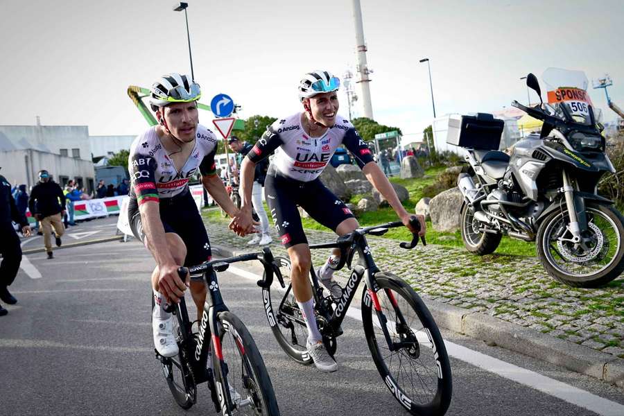 João Almeida e Jan Christen à chegada