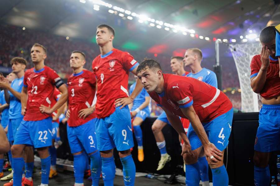 Čeští fotbalisté si na Euru postup do osmifinále nevybojovali.