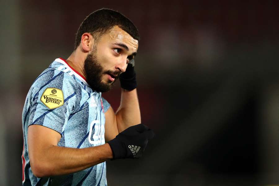 Zakaria Labyad está livre no mercado após deixar o futebol chinês