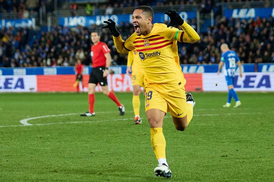 Vitor Roque é uma das esperanças de gol do Barcelona