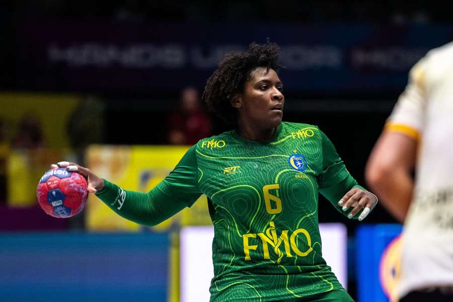 Mariane Fernandes brilhou em Suécia 27x31 Brasil