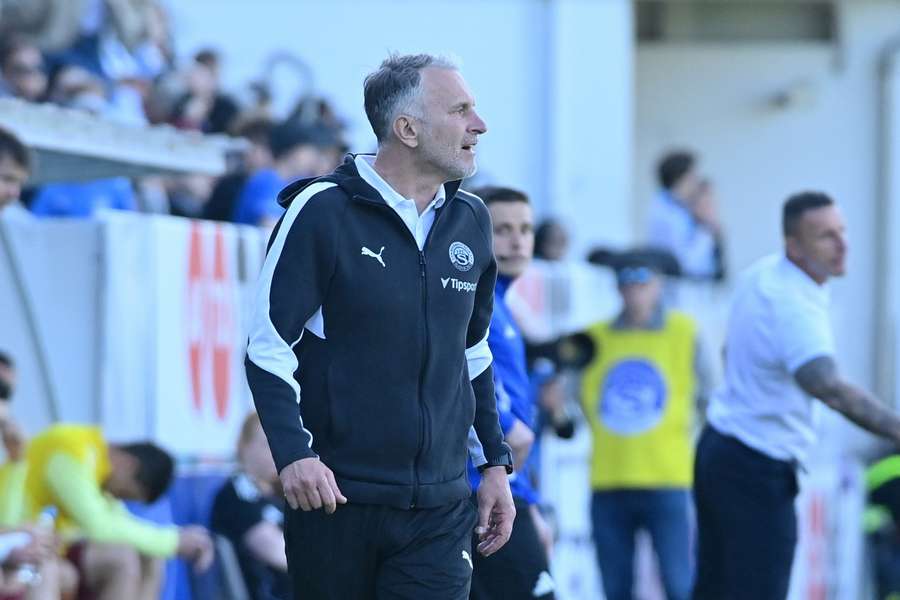 Nespím a přemýšlím, jak to mužstvo nas*at! Skuhravý se zlobil, zastal se ale hříšníků