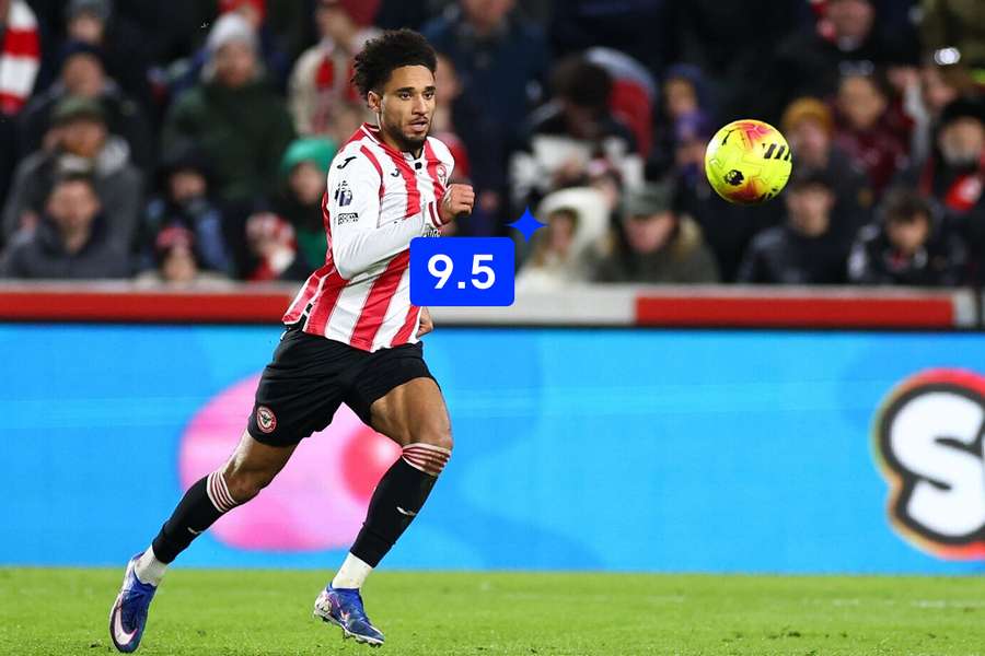 Kevin Schade nastřílel Bournemouthu hattrick.